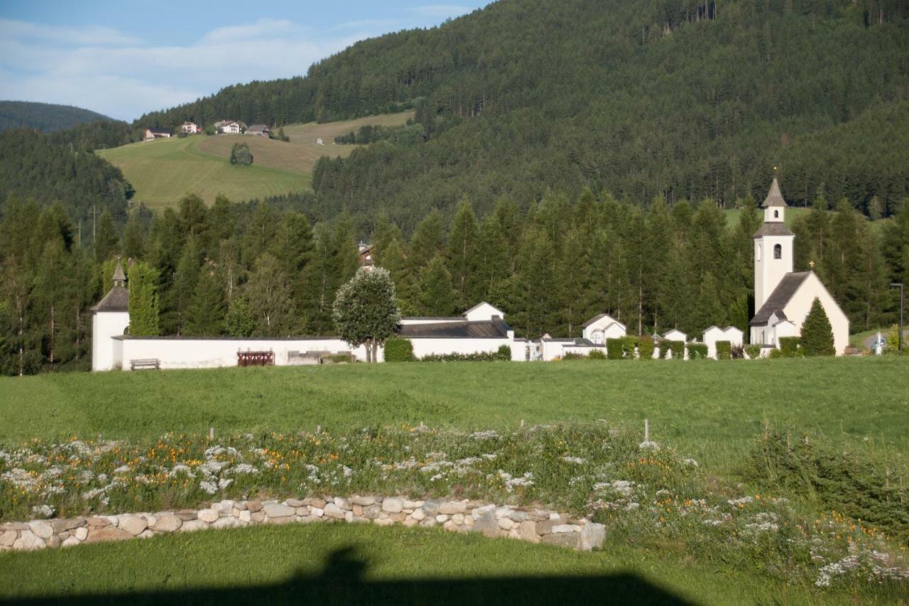 App - Chalet Unterhoelzlhof Olang Bagian luar foto